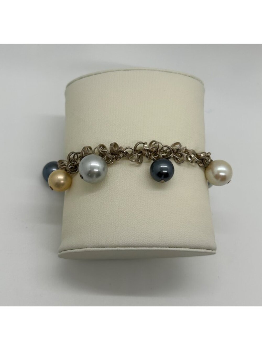Vintage Silver Tone Chunky Chain Toggle Bracelet Multi-Color Faux Pearl Charms - Picture 4 of 10